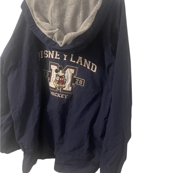 Disneyland Resort 1928 Mickey Mouse Jacket Embroidered Size large - Picture 8 of 16